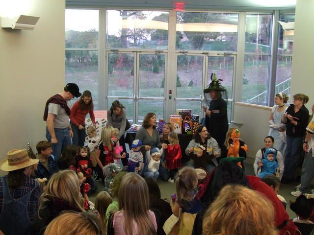 Costume contest