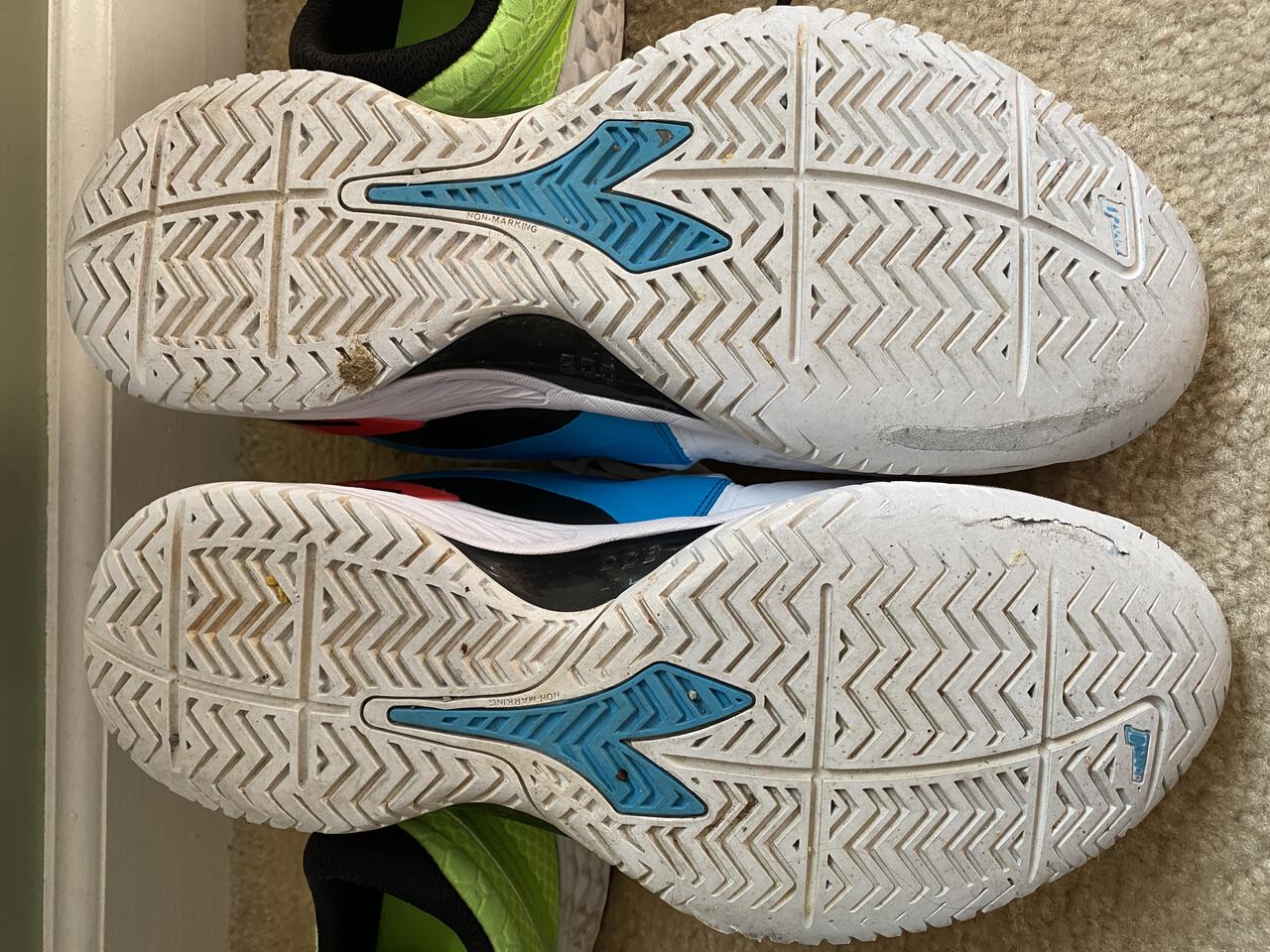 Diadora shoes hotsell 8s